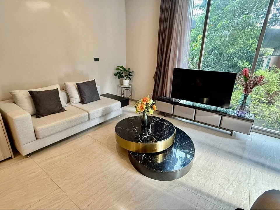 For rent: Fynn Sukhumvit 31, 2 bedrooms, 2 bathrooms, fully furnished, trees, shady atmosphere, reserve now.