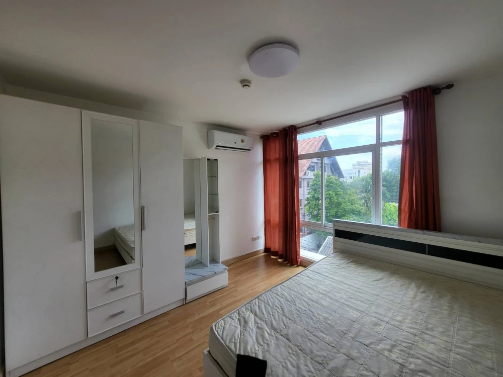 For rent G-1 Condo ladprao 1 room, nice to live in, affordable price, fully furnished