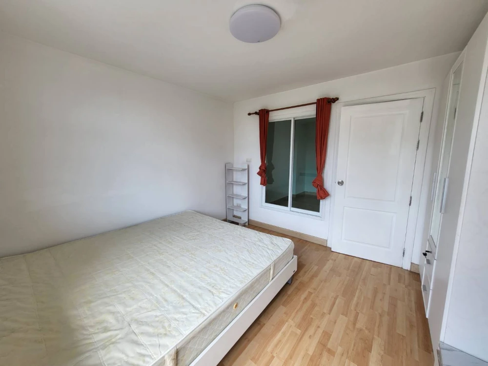 For rent G-1 Condo ladprao 1 room, nice to live in, affordable price, fully furnished