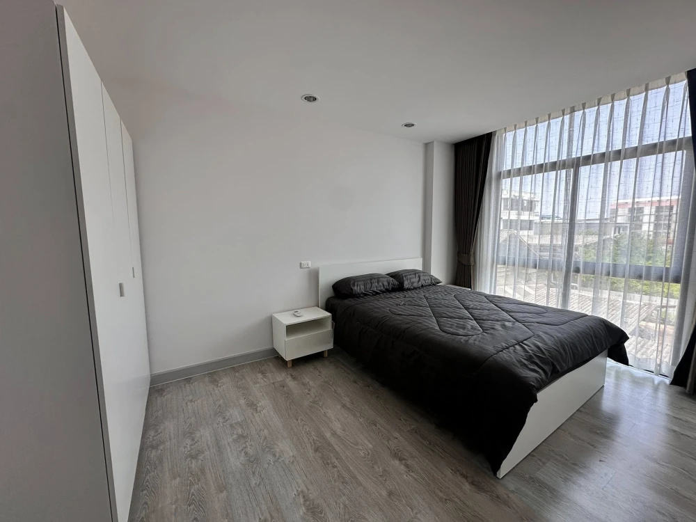 For rent: G haus Condo Santikham 6, large room, comfortable, comes with a lot of usable space, come and reserve now.