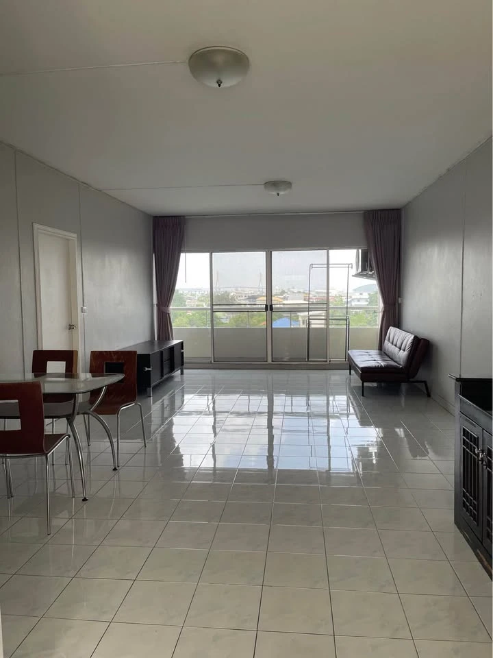 For rent: Garden Court, 6th floor, nice room, fully furnished, book now, hurry!