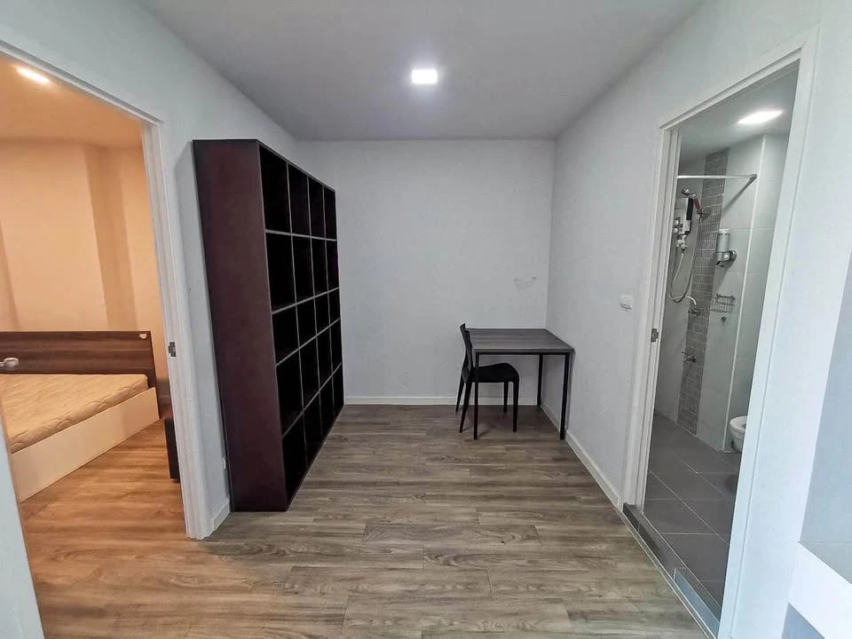 ให้เช่า Gen Condo ชั้น 6 พร้อมเฟอร์และเครื่องใช้ไฟฟ้าครบ จองเลย อย่ารอช้า