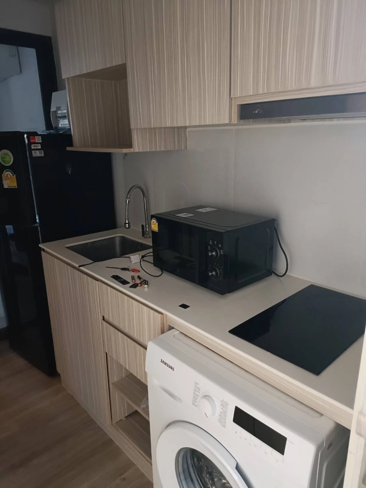 Gladden Condo Ladprao 1, 5th floor, fully furnished, ready to move in. Book now! Don't miss out!