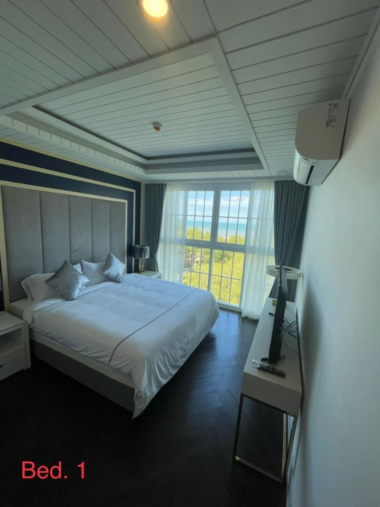 Grand Florida Beachfront Condo Resort Pattaya for rent, 3 bedrooms, fully furnished, nice to live in, reserve now.