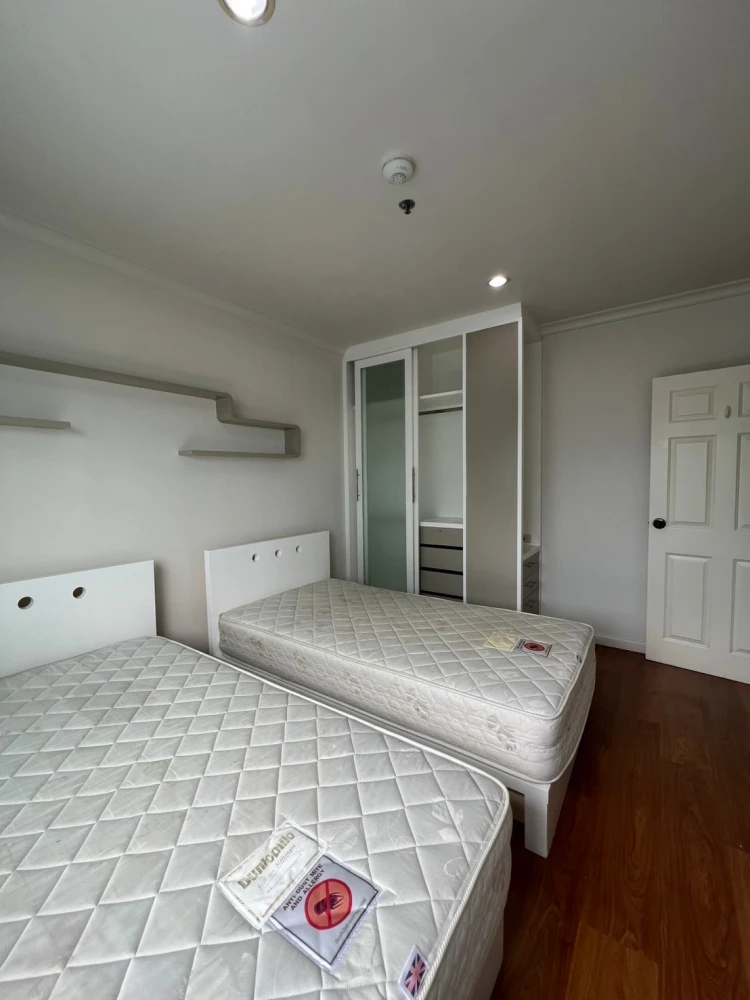 Grand Park View Asoke condo for rent, 24th floor, fully furnished. Book now!