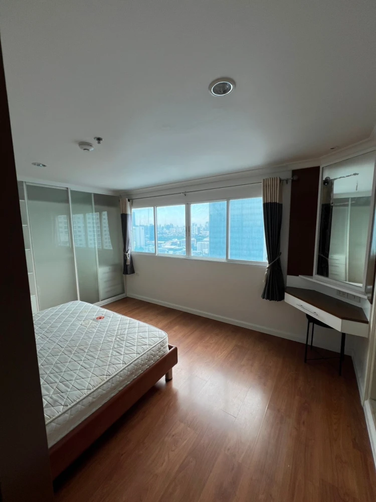 Grand Park View Asoke condo for rent, 24th floor, fully furnished. Book now!