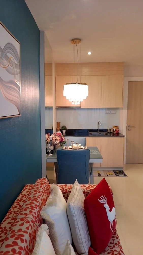 For rent Grande Caribbean Resort Pattaya, 12th floor, nice room, fully furnished, book now.