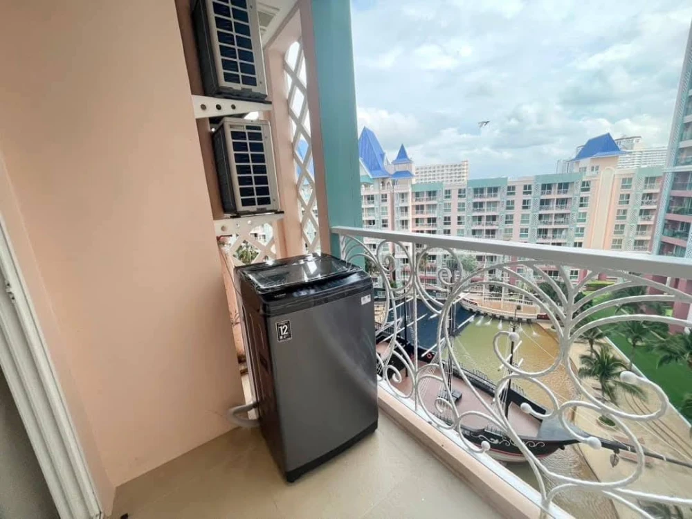 For rent: Grande Caribbean Resort Pattaya, 7th floor, pool view, fully furnished, nice to live in, reserve now, urgent!