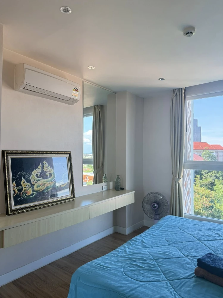 For rent: Grande Caribbean Resort Pattaya, 8th floor, corner room, fully furnished, nice to live in, reserve now.