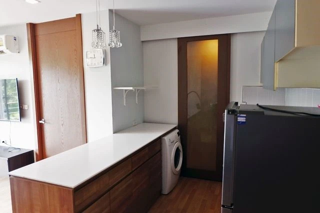 For rent: Green Lake Condo Sriracha, 1 bedroom, 1 bathroom, spacious living area, garden view. Book now!