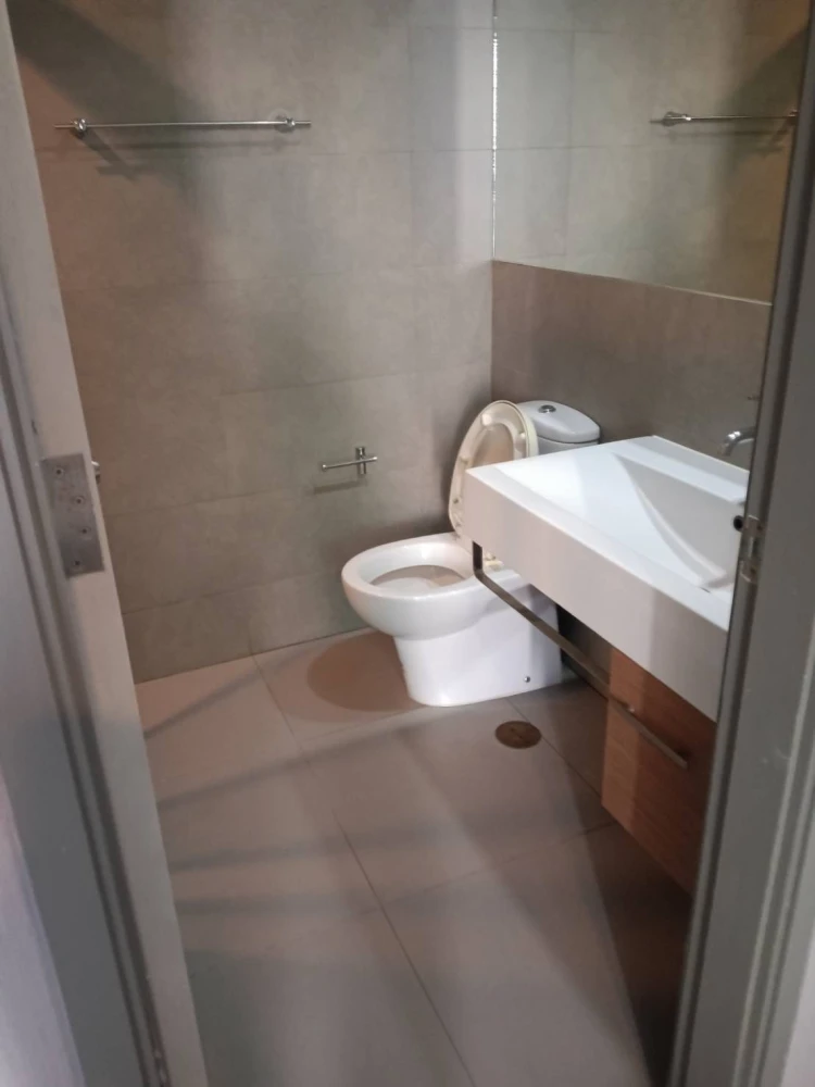 For rent: Grene Chaengwattana, ready to move in, fully furnished, reserve now, affordable price.