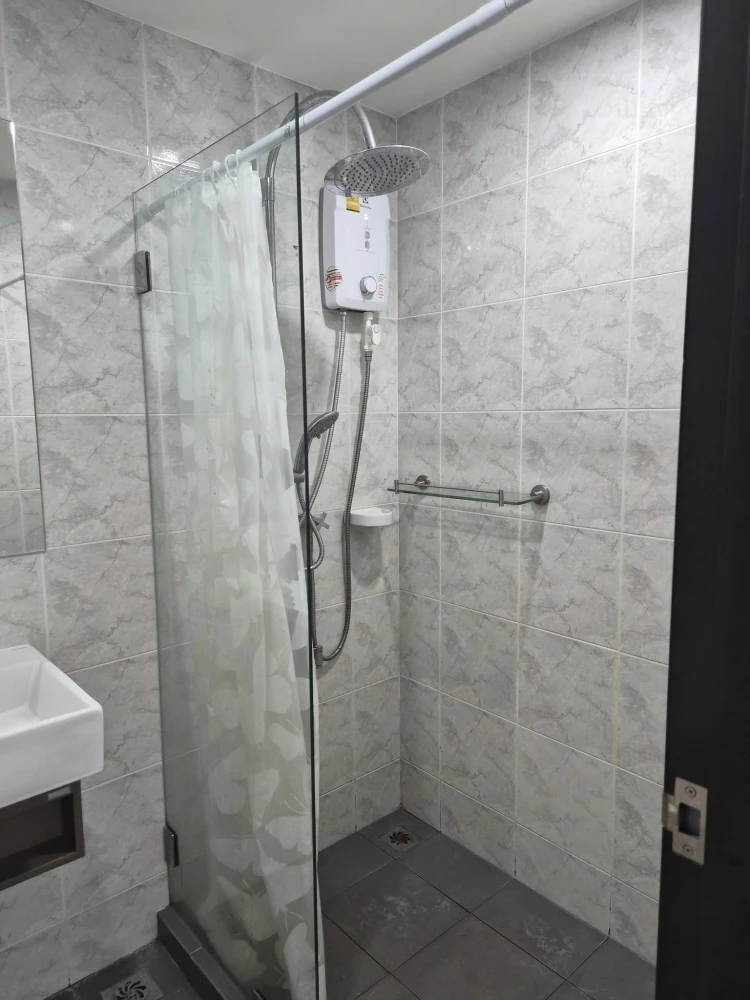 For rent: Grene Condo, Songprapa-Don Mueang, ready to move in, fully equipped with amenities, just bring your belongings and move in.