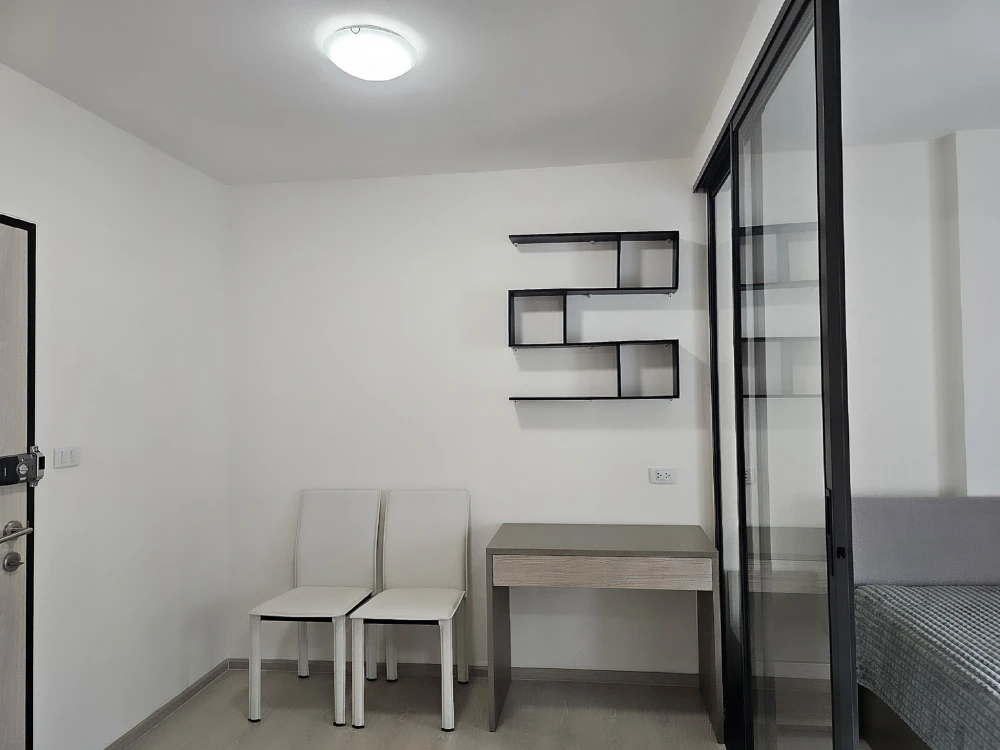For rent: Grene Donmuang-Songprapha, swimming pool view, very chill atmosphere, good breeze all day, just turn on the fan and you can stay, don't miss