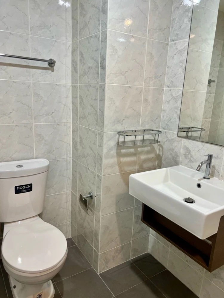 For rent: Grene Donmuang-Songprapha, separate rooms with clear zones, reasonable price. Come reserve now, don't miss out!