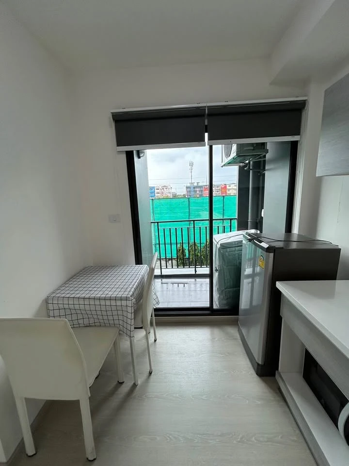 For rent: Grene Donmuang-Songprapha, a nice room, good location, convenient transportation, fully furnished. Don't miss out on this great deal!
