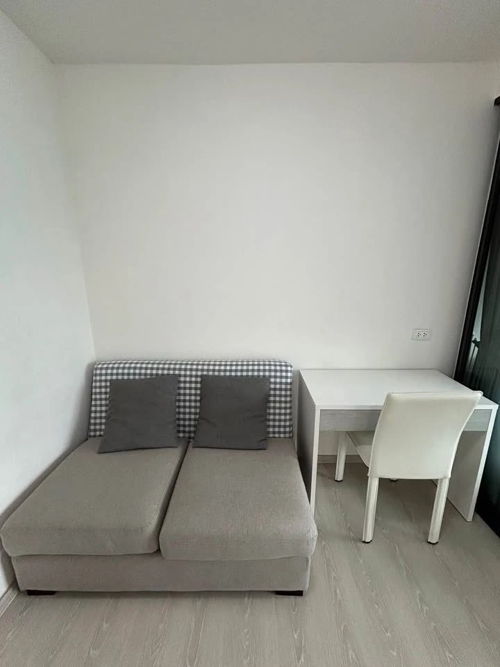 For rent: Grene Donmuang-Songprapha, a nice room, good location, convenient transportation, fully furnished. Don't miss out on this great deal!