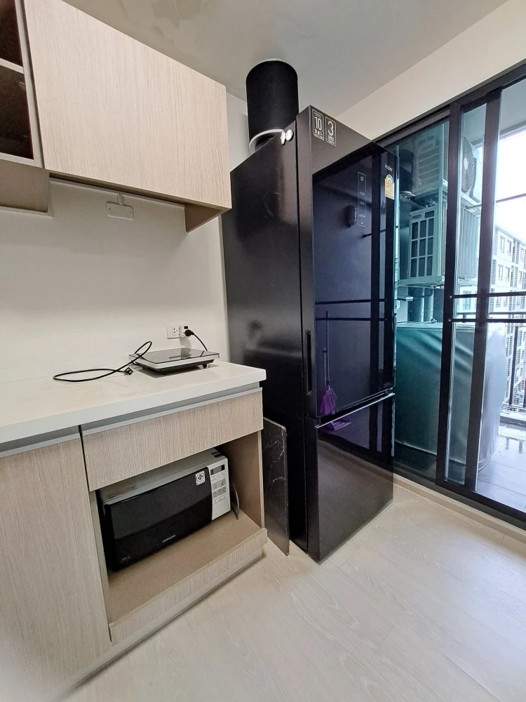 For rent: Grene Don Mueang-Songprapa, corner unit, beautiful room, ready to move in, fully furnished, fully equipped in every zone, just bring your ba