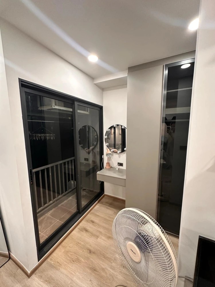For rent: Groove Scape Ladprao-Sutthisan, studio room, fully furnished, great location, convenient transportation. Book now!