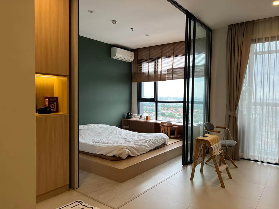 Grow for rent, Ratchadaphisek, separate bedroom, decorated as shown in the picture, beautiful city view, don't miss it.
