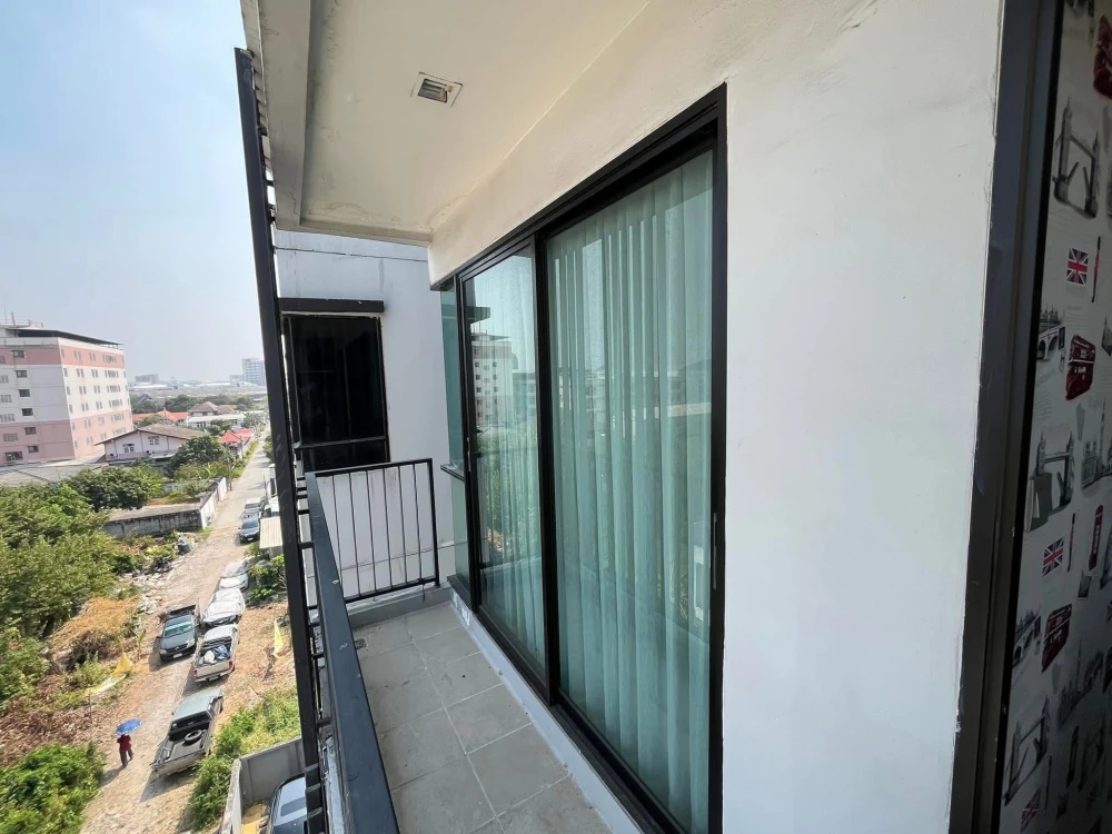 For rent: H2 Ramintra 21, a lovely room, decorated in a cool tone, comes with complete furniture and appliances. Reserve now!