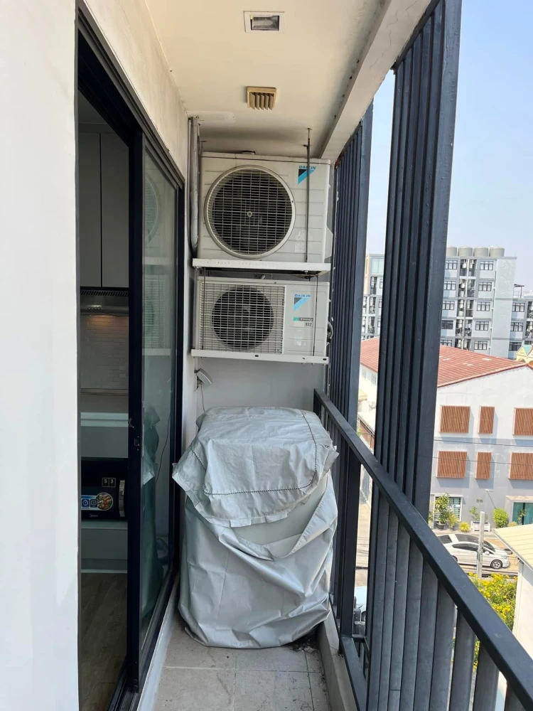 For rent: H2 Ramintra 21, a lovely room, decorated in a cool tone, comes with complete furniture and appliances. Reserve now!
