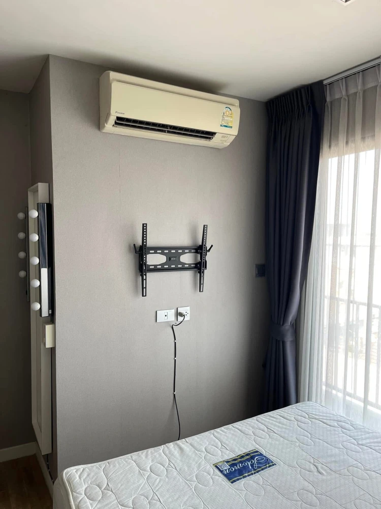For rent: H2 Ramintra 21, a lovely room, decorated in a cool tone, comes with complete furniture and appliances. Reserve now!