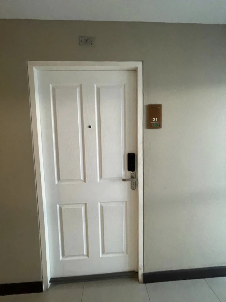 For rent: Hallmark Ngamwongwan, 1 bedroom, 1 bathroom, 8th floor, good location, fully furnished, reserve now!
