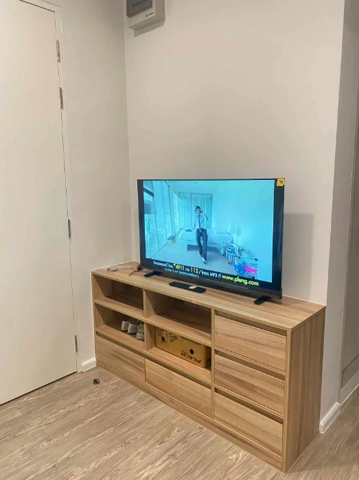For rent: Happy Condo Donmuang The Terminal, Building A, 8th floor, at a great price, complete with all appliances, including a washing machine. Super