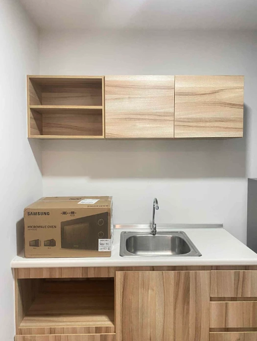 For rent: Happy Condo Donmuang The Terminal, Building A, 8th floor, at a great price, complete with all appliances, including a washing machine. Super