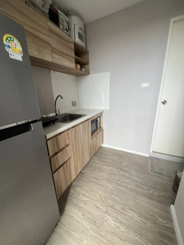 Happy Condo Donmuang The Terminal for rent. The unit has separate partitions, creating well-defined zones. Everything you need is in one place. Book n