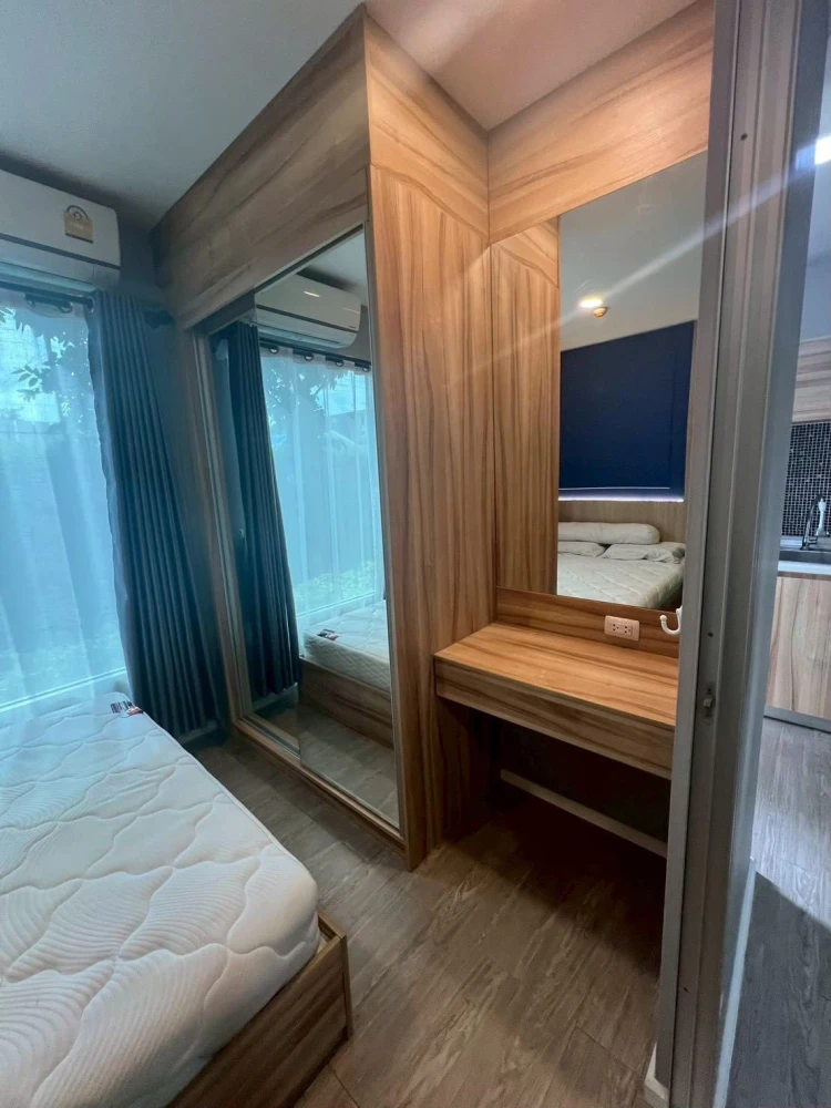 For rent: Happy Condo Donmuang The Terminal, 1st floor unit, fully furnished, high-quality wallpaper. Don't miss out!