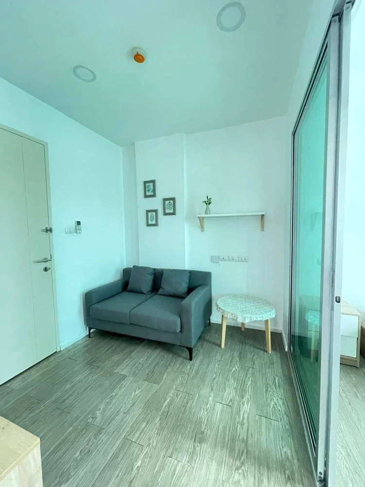 For rent: Happy Condo Donmuang The Terminal, a nice room with built-in wooden furniture, good location, don't miss it.