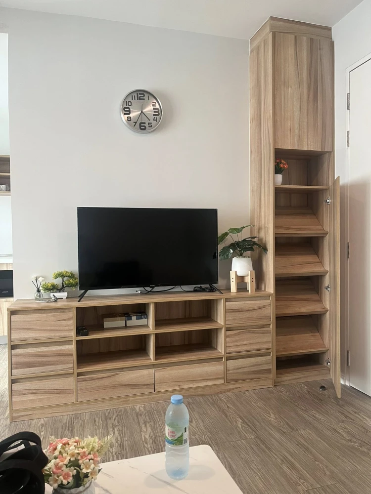 For rent: Happy Condo Donmuang The Terminal, a lovely room with complete furniture and appliances. Don't miss it!