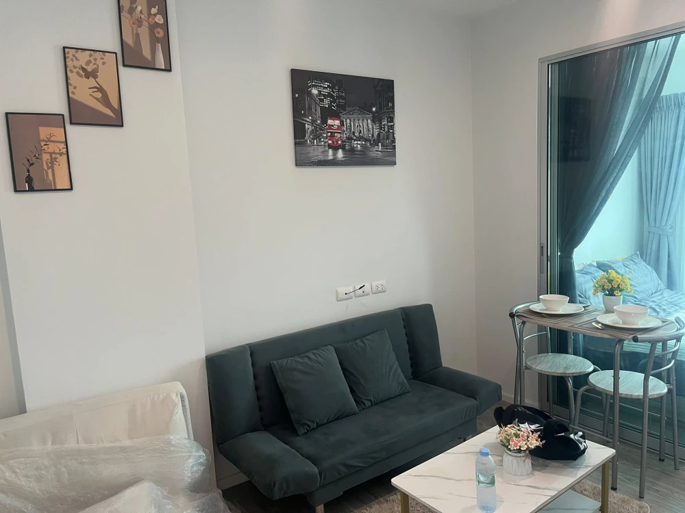 For rent: Happy Condo Donmuang The Terminal, a lovely room with complete furniture and appliances. Don't miss it!