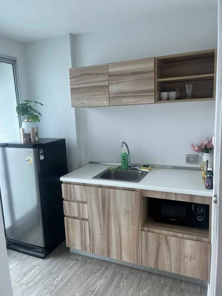 For rent: Happy Condo Donmuang The Terminal, a lovely room with complete furniture and appliances. Don't miss it!