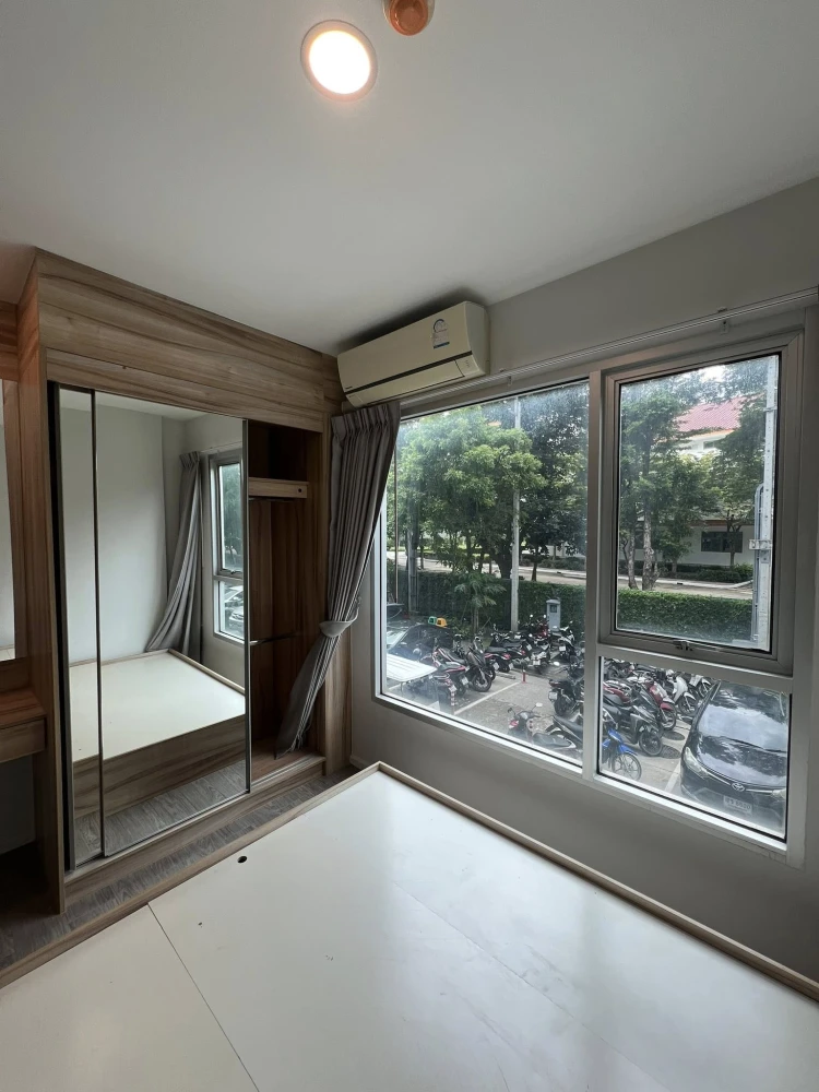 For rent: Happy Condo Donmuang the terminal, 2nd floor room, not very high, fully furnished, must reserve.