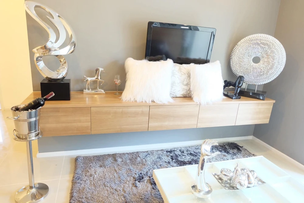 For rent: Happy Condo Ladprao 101, 2 bedrooms, spacious living area, beautifully furnished and fully equipped. Don't miss out, book now!