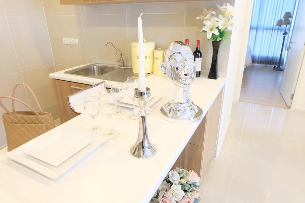 For rent: Happy Condo Ladprao 101, 2 bedrooms, spacious living area, beautifully furnished and fully equipped. Don't miss out, book now!