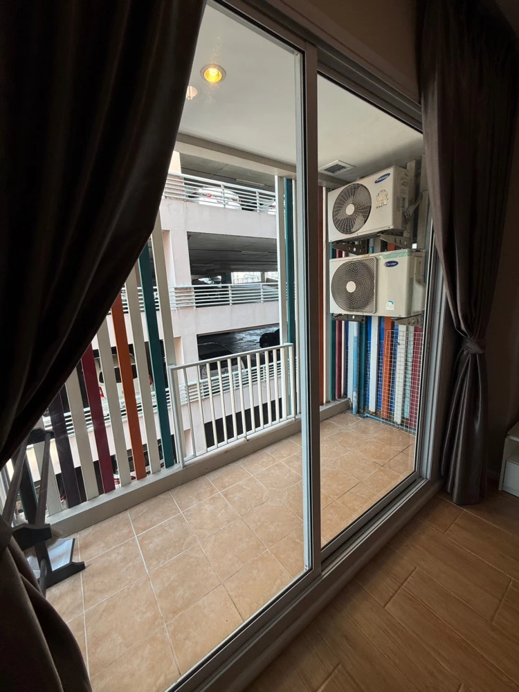 Happy Condo Ladprao 101, 4th floor, for rent. Nice, fully furnished. Book now!