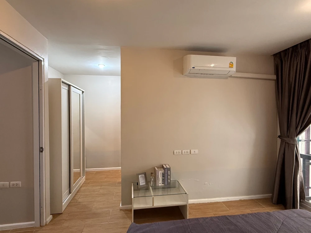 Happy Condo Ladprao 101, 4th floor, for rent. Nice, fully furnished. Book now!
