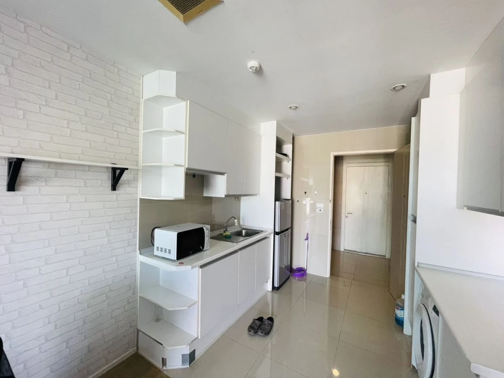 For rent: Happy Condo Ladprao 101, 7th floor, fully furnished, nice to live in, reserve now, hurry!