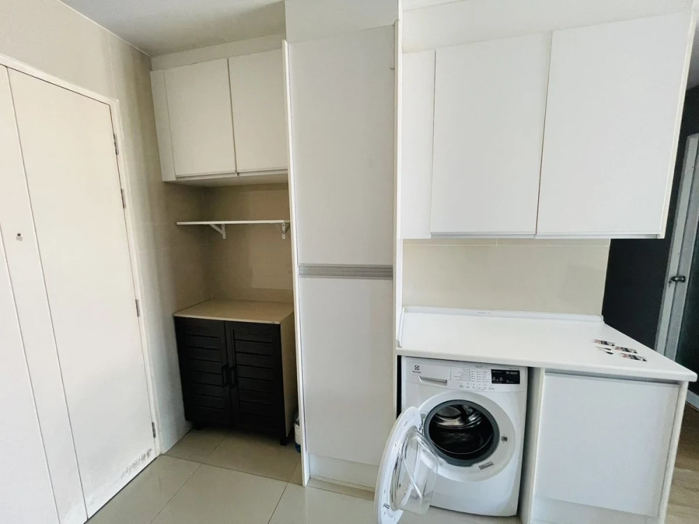 For rent: Happy Condo Ladprao 101, 7th floor, fully furnished, nice to live in, reserve now, hurry!