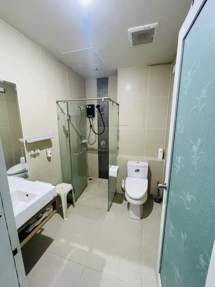 For rent: Happy Condo Ladprao 101, 7th floor, fully furnished, nice to live in, reserve now, hurry!