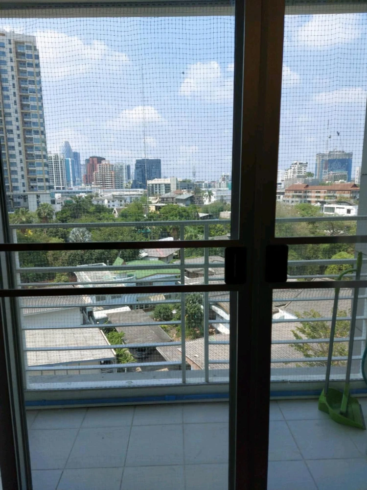 For rent: Harmony Living Phahonyothin 11, fully furnished rooms, very livable. Book now! (Quickly!)