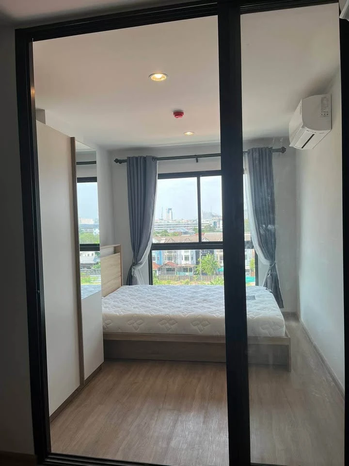 For rent: HI Rise Ratchayothin Station, ready to move in, fully furnished, come and reserve now.