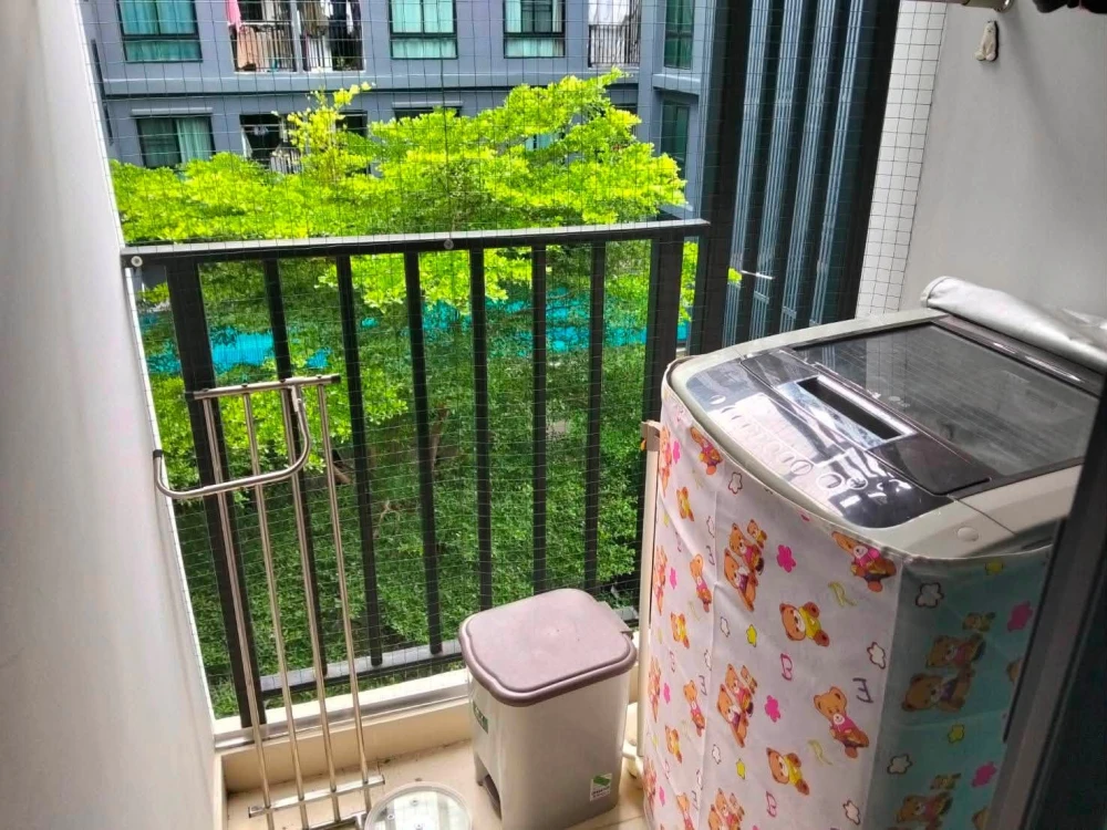 For rent: HI Seacon Station, 4th floor, pool view, fully furnished. Book now!