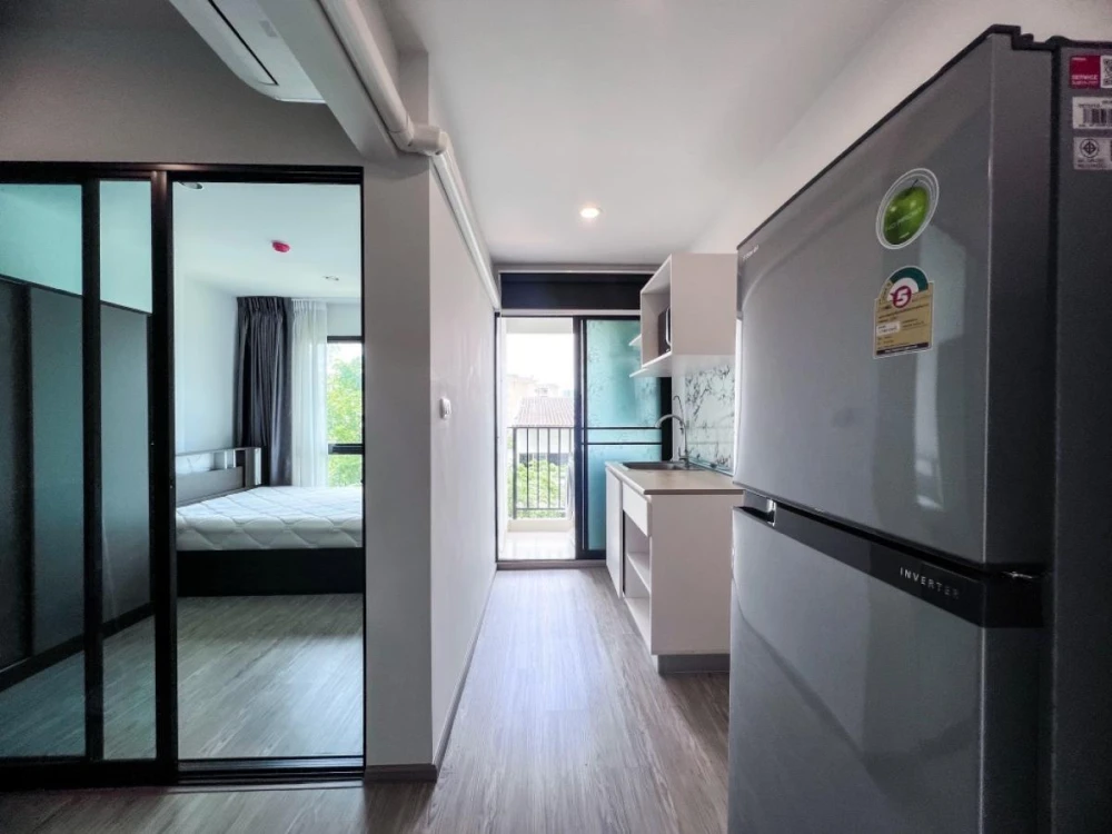 For rent: HI Seacon Station, 4th floor, nice room, fully furnished, reserve now, hurry!