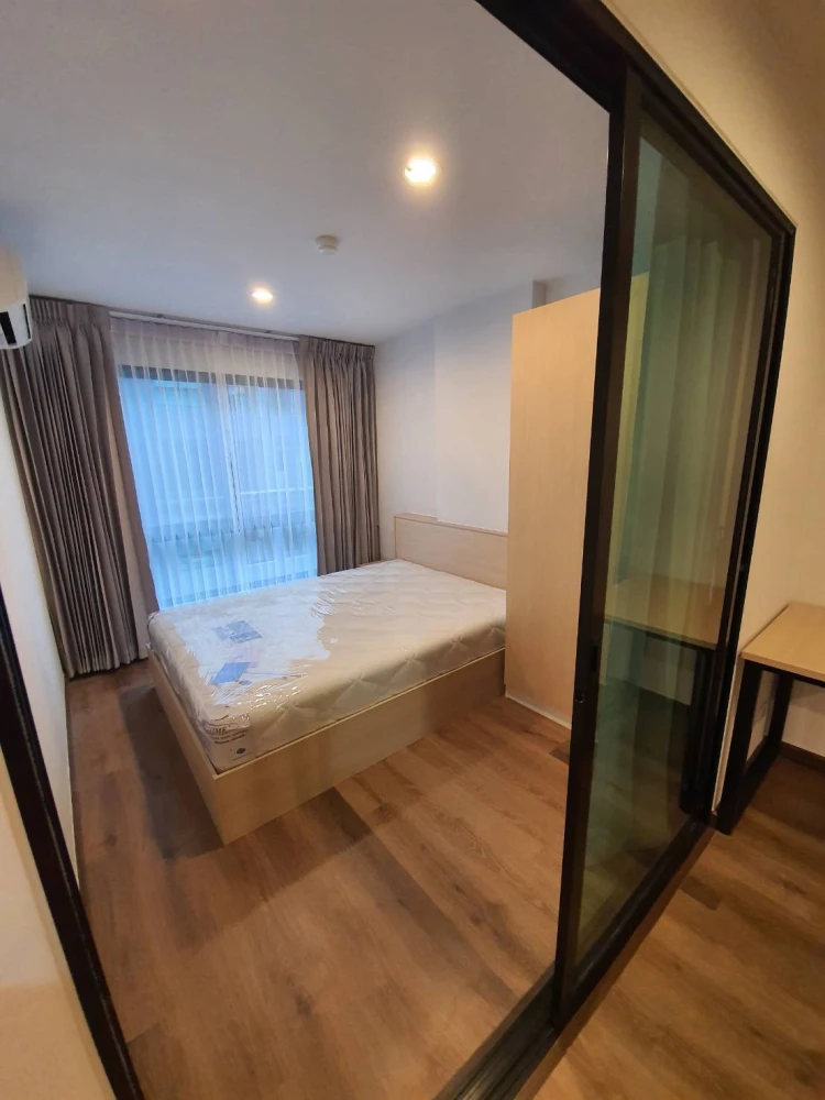 For rent: Hi Sutthisan, 4th floor. Nice, fully furnished unit. Book now!