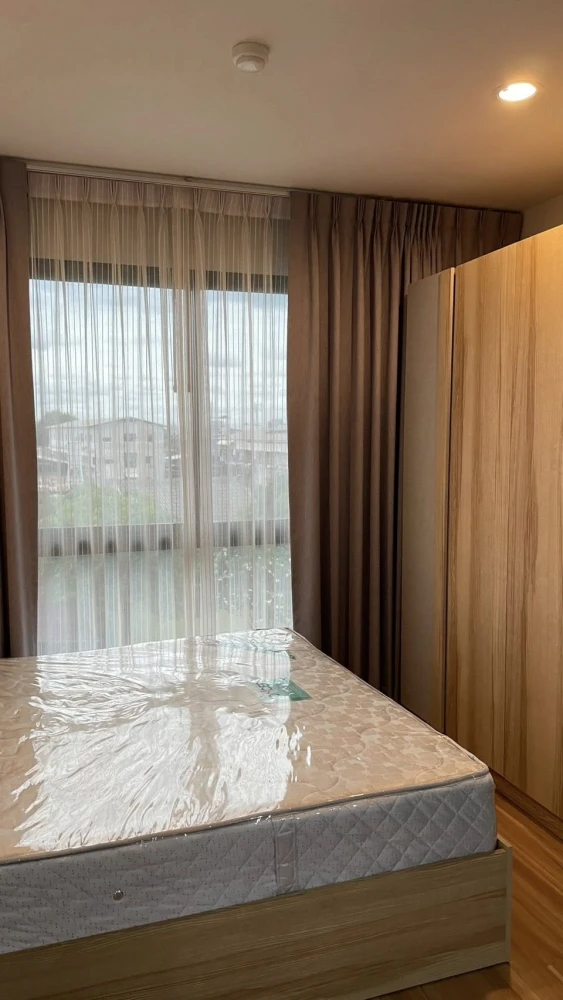 For rent: Hi Sutthisan, 5th floor. Nice, fully furnished unit. Book now!
