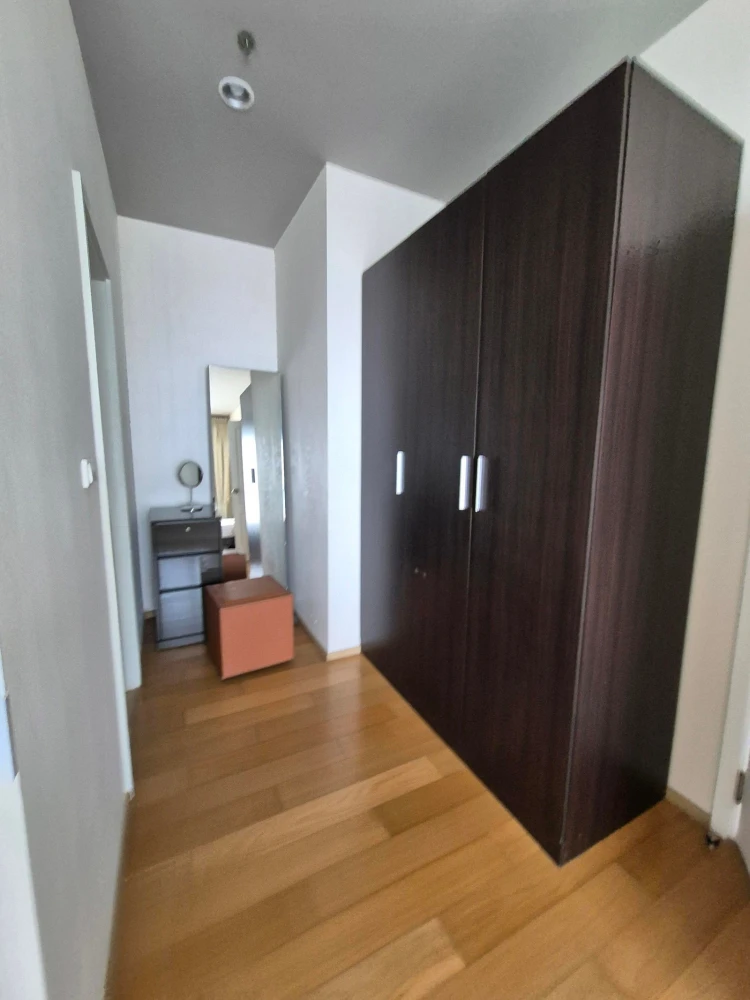 For rent: Hive at Sathorn, 18th floor, fully furnished. Book now!